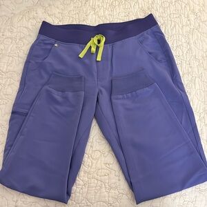 FIGS Zamora scrubs sz medium blueberry